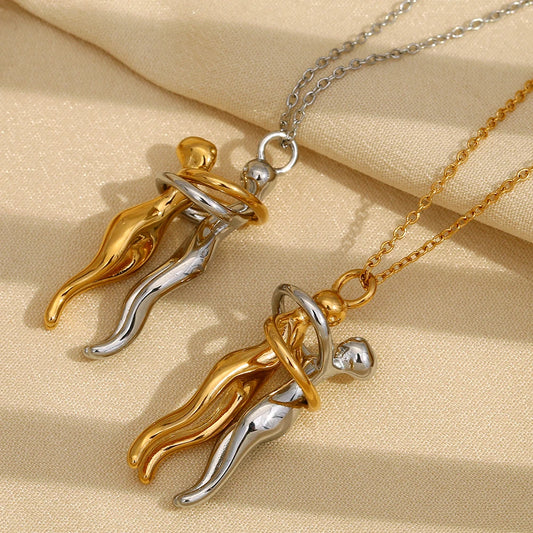Couple Hug Necklace – Unisex Choker Pendant for Men & Women | Romantic Gift for Lovers
